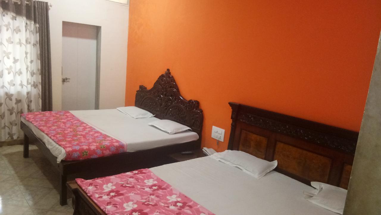 Grand Galaxy Hotel Krishna Nashik Eksteriør billede